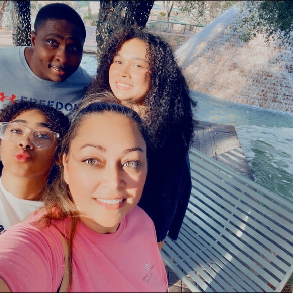 Meet your Posher, Catherine - Picture 4 of 4